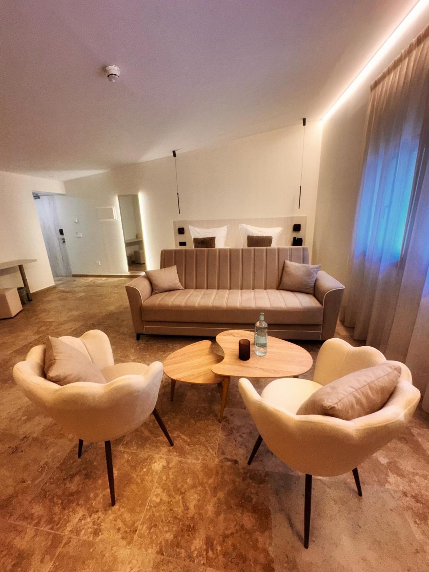 Boutique Hotel Comtal Empuries 罗萨斯 外观 照片