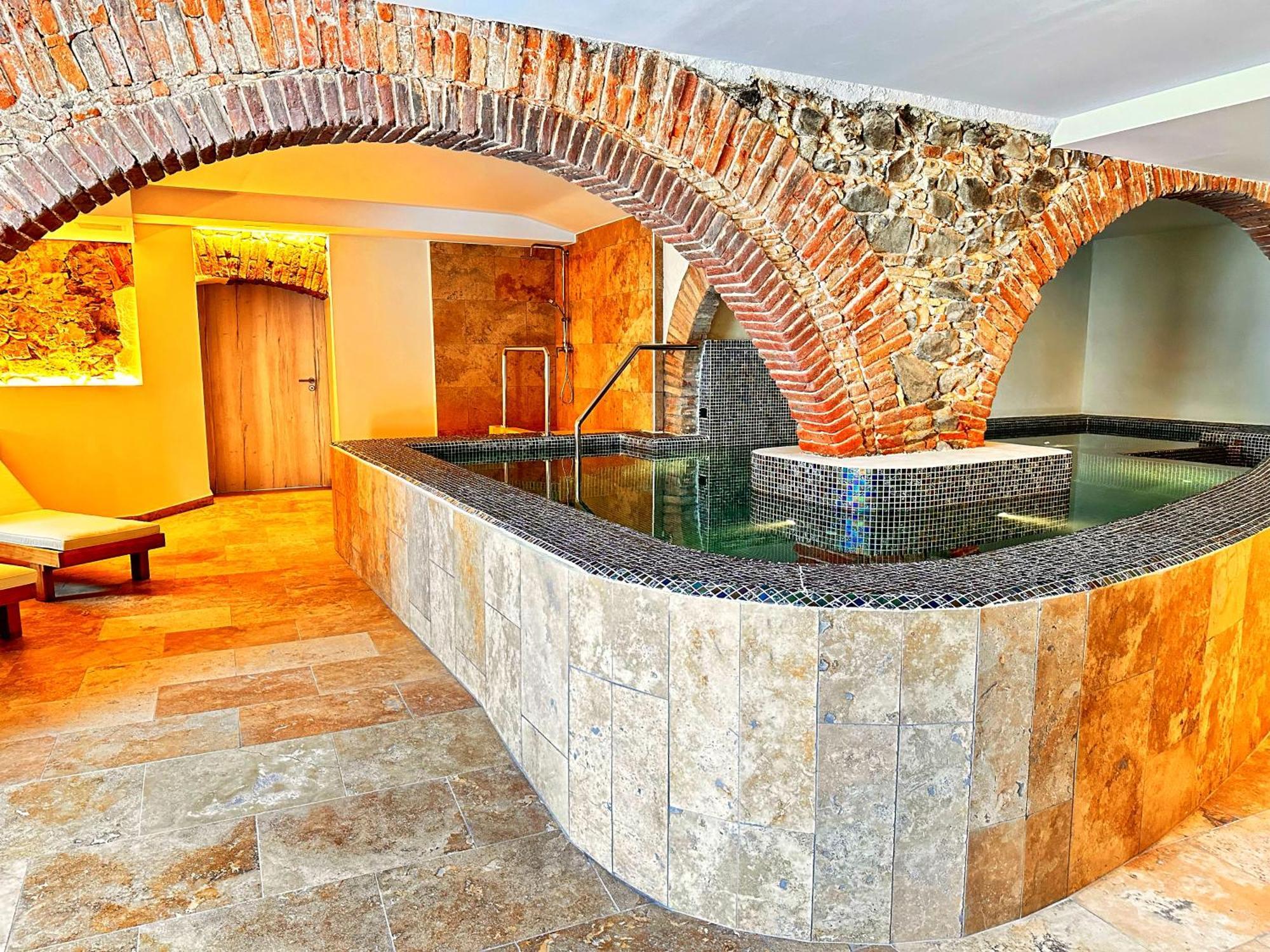 Boutique Hotel Comtal Empuries 罗萨斯 外观 照片