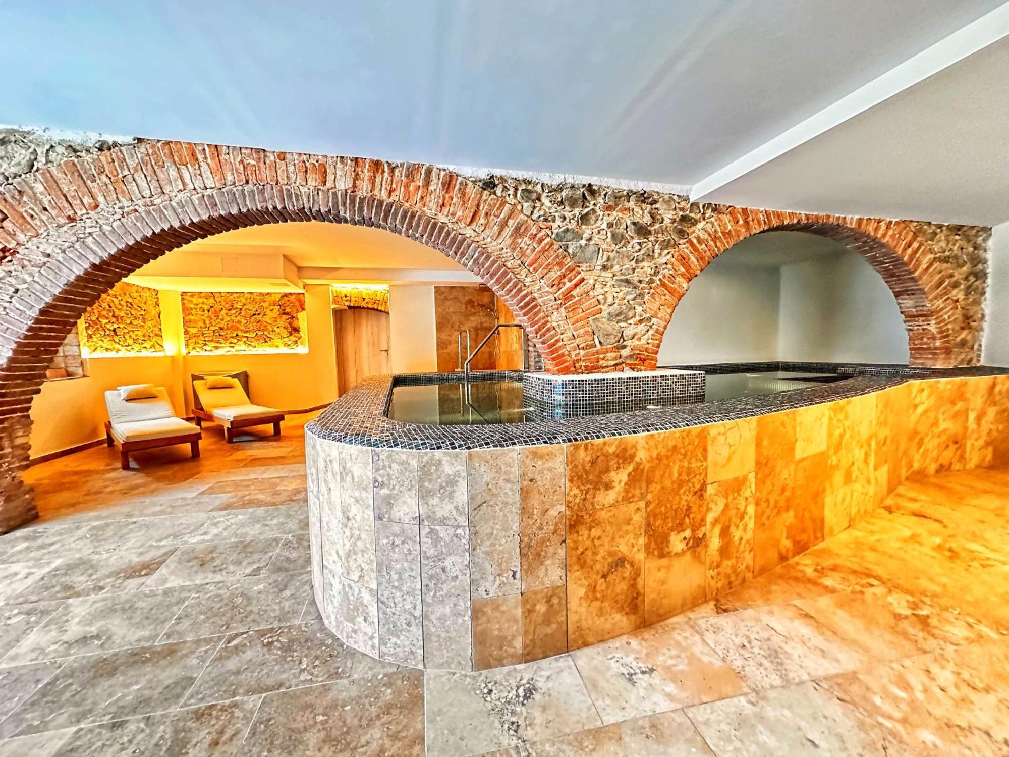 Boutique Hotel Comtal Empuries 罗萨斯 外观 照片